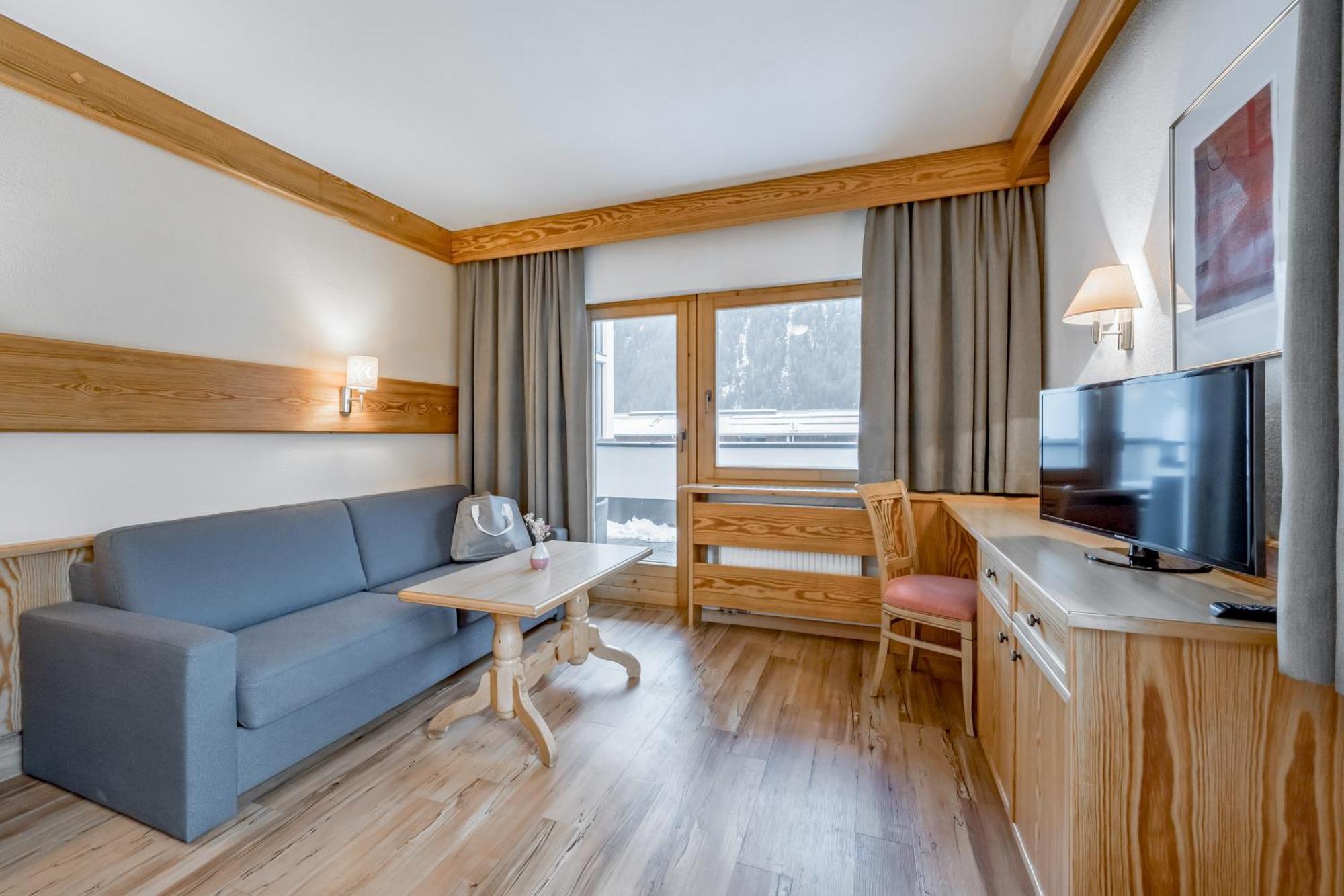Tilia Living - B&B Mit Dem Komfort Eines Kleinen, Feinen Hotels Ried im Oberinntal Exterior foto